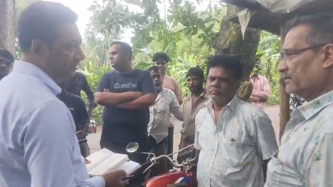 ফরিদপুরে সার চোরাচালানের অভিযোগে ডিলারকে জরিমানা