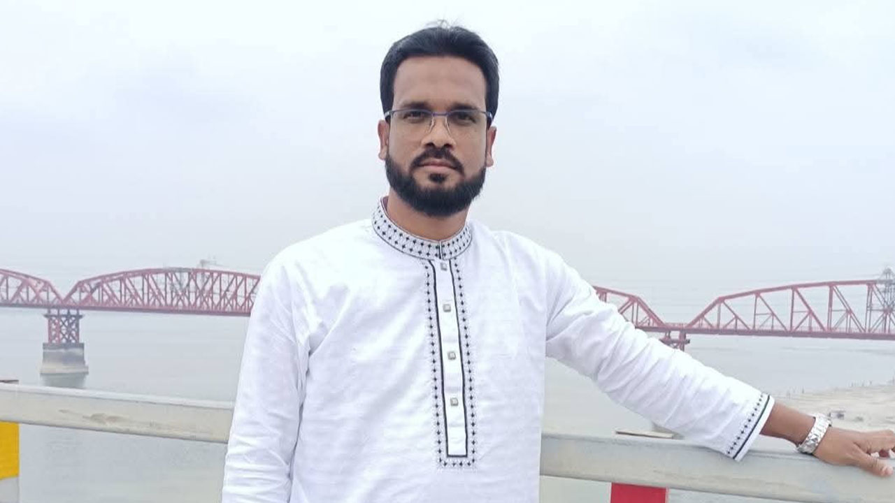 নাটোরে বক্তব্য দেওয়ার সময় সাবেক শিবির নেতার মৃত্যু