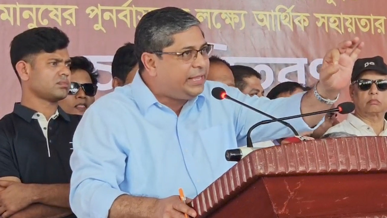 গাড়িতে পতাকা দেন নেত্রী, জামায়াত ভুলে গেছে: এলজিইডি প্রতিমন্ত্রী