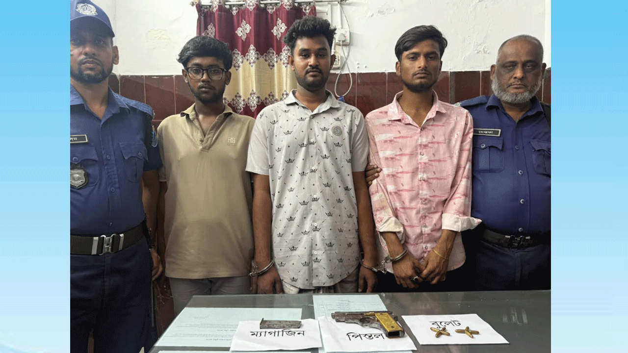 সাভারে বিদেশি পিস্তল ও গুলিসহ গ্রেপ্তার