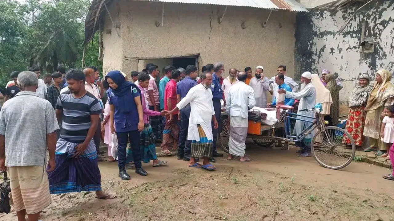 স্বামীর সঙ্গে কথা কাটাকাটির পর গৃহবধূর ঝুলন্ত মরদেহ উদ্ধার