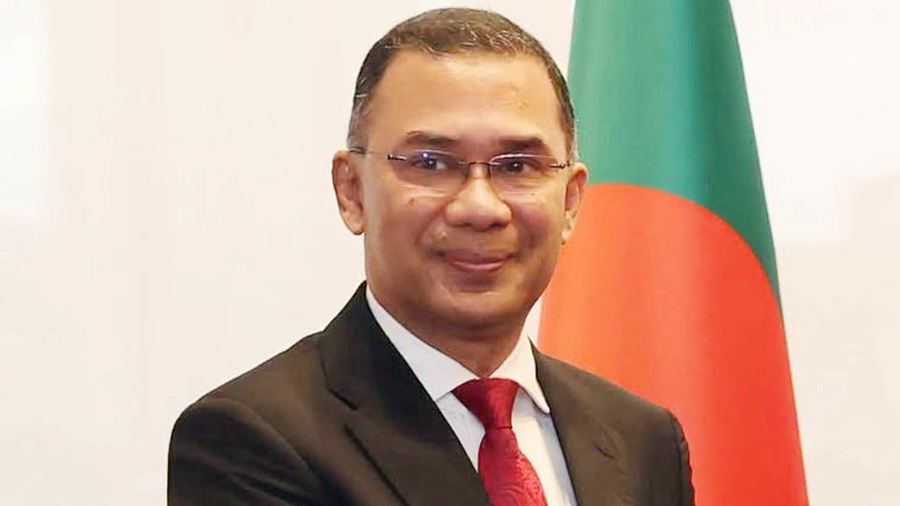 জাতিসংঘ সফর শেষে দেশে ফিরলেন প্রধানমন্ত্রী