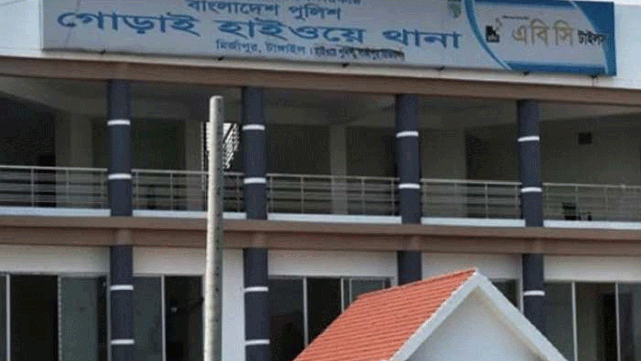 রাস্তা পার হতে গিয়ে বাসচাপায় প্রাণ গেল ২ কিশোরের