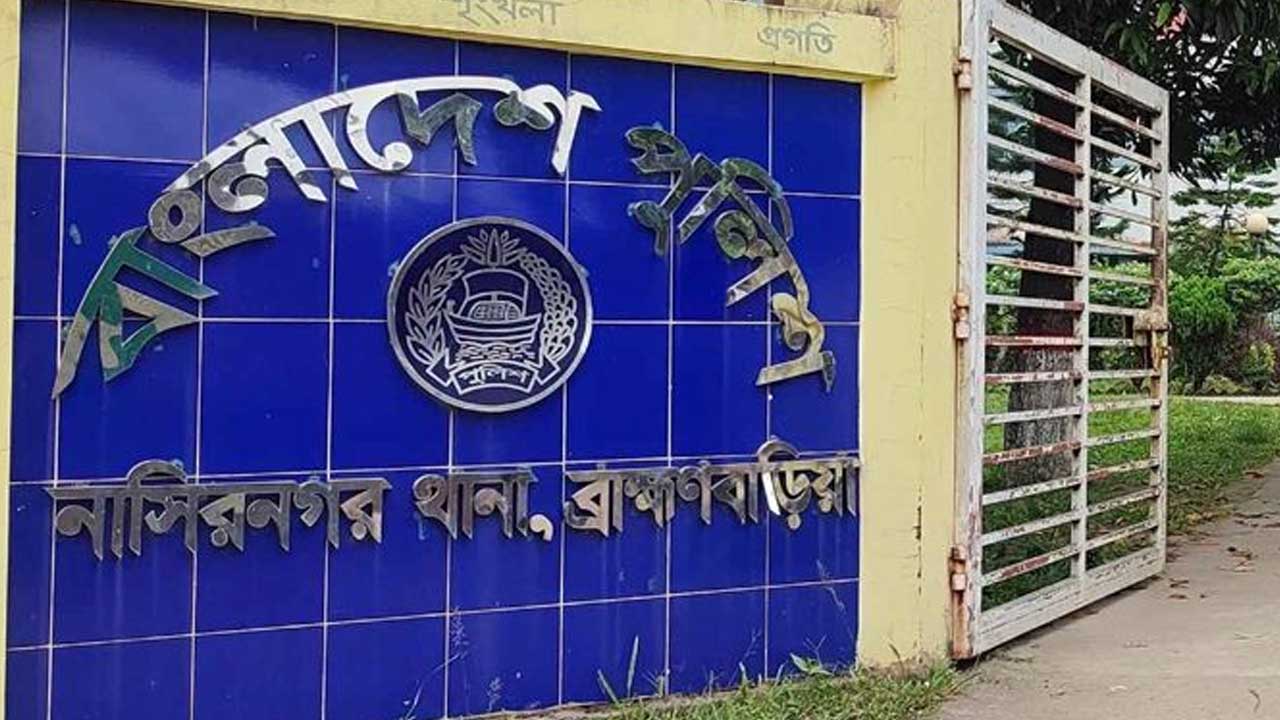 নিখোঁজের দুদিন পর ডোবায় মিলল মাদ্রাসা সুপারের মরদেহ
