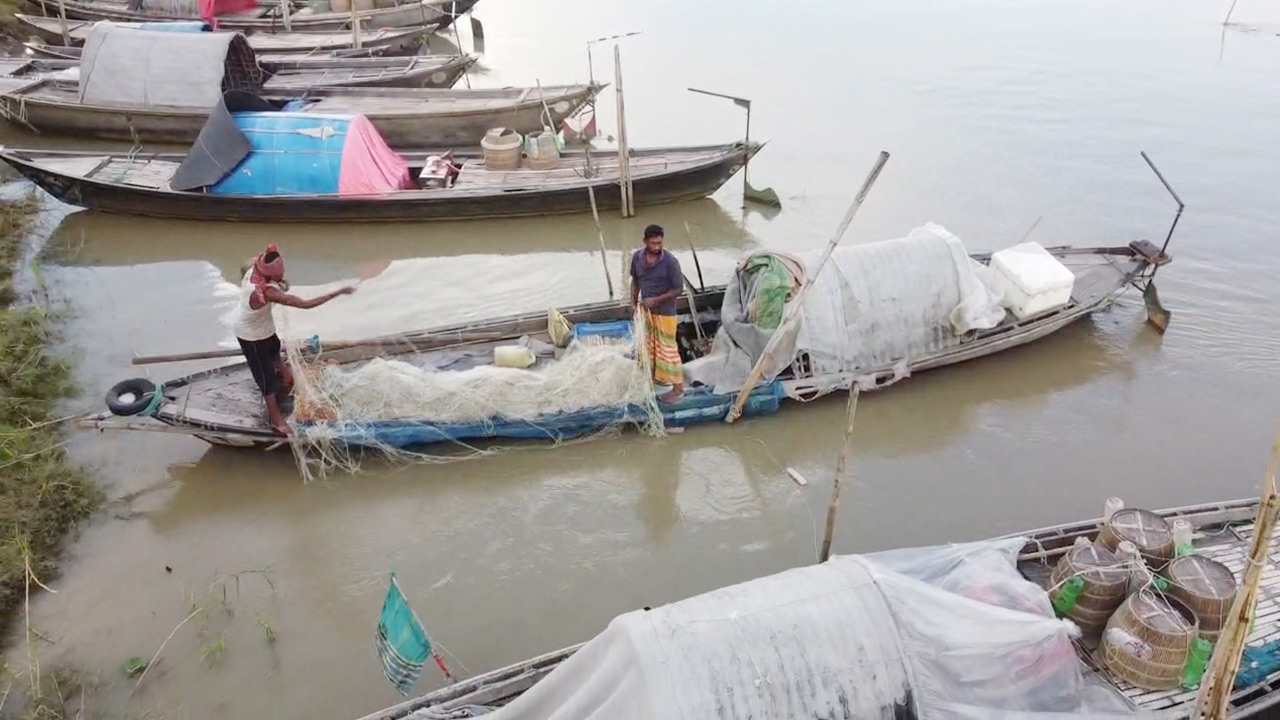 জেলে কার্ডে অনিয়ম, জীবিত জেলেকে তালিকায় 'মৃত'