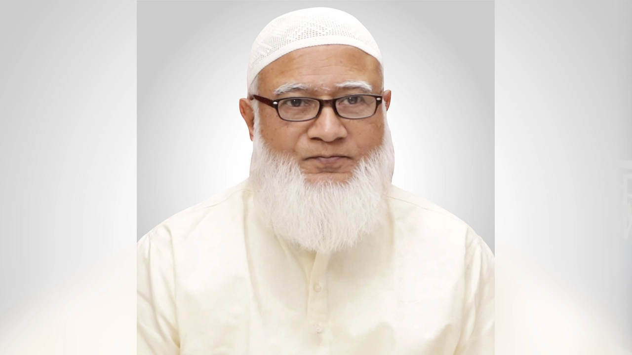চাঁদাবাজরা মৌচাক মনে করে ভিমরুলের চাকেও ঢিল ছুড়ে দেয়