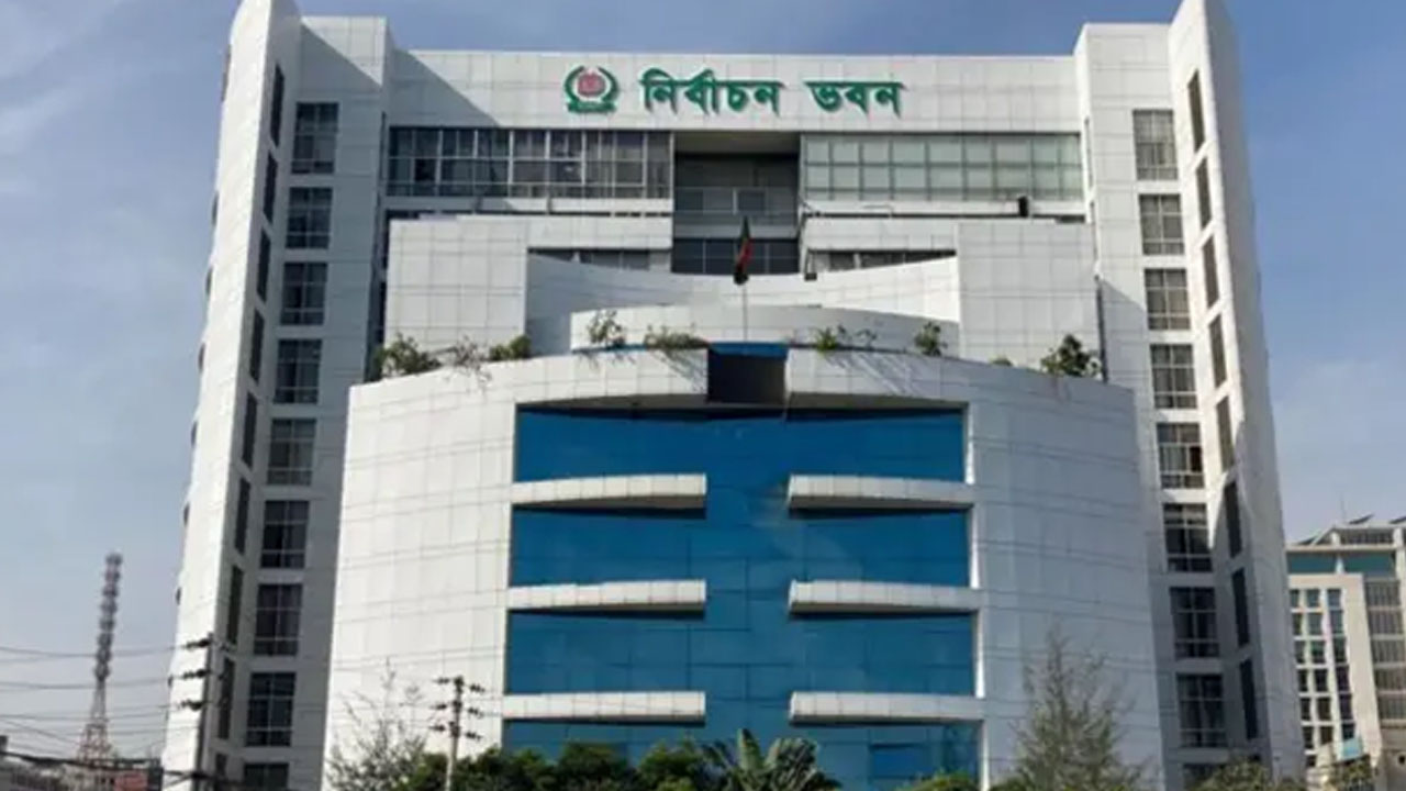 ঠাকুরগাঁও-১ উপনির্বাচনে পাঁচ দলের ৬ প্রার্থীর মনোনয়ন দাখিল