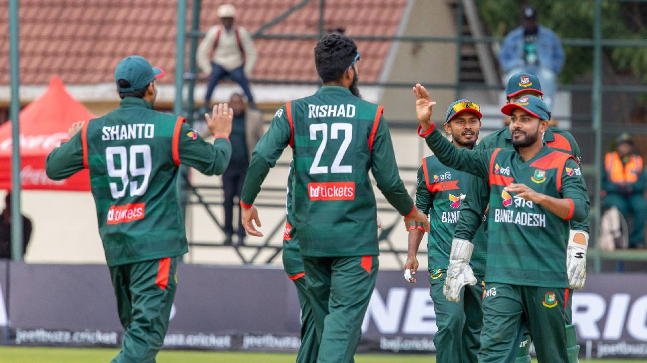 এক বলও না খেলেই সেমিতে বাংলাদেশ