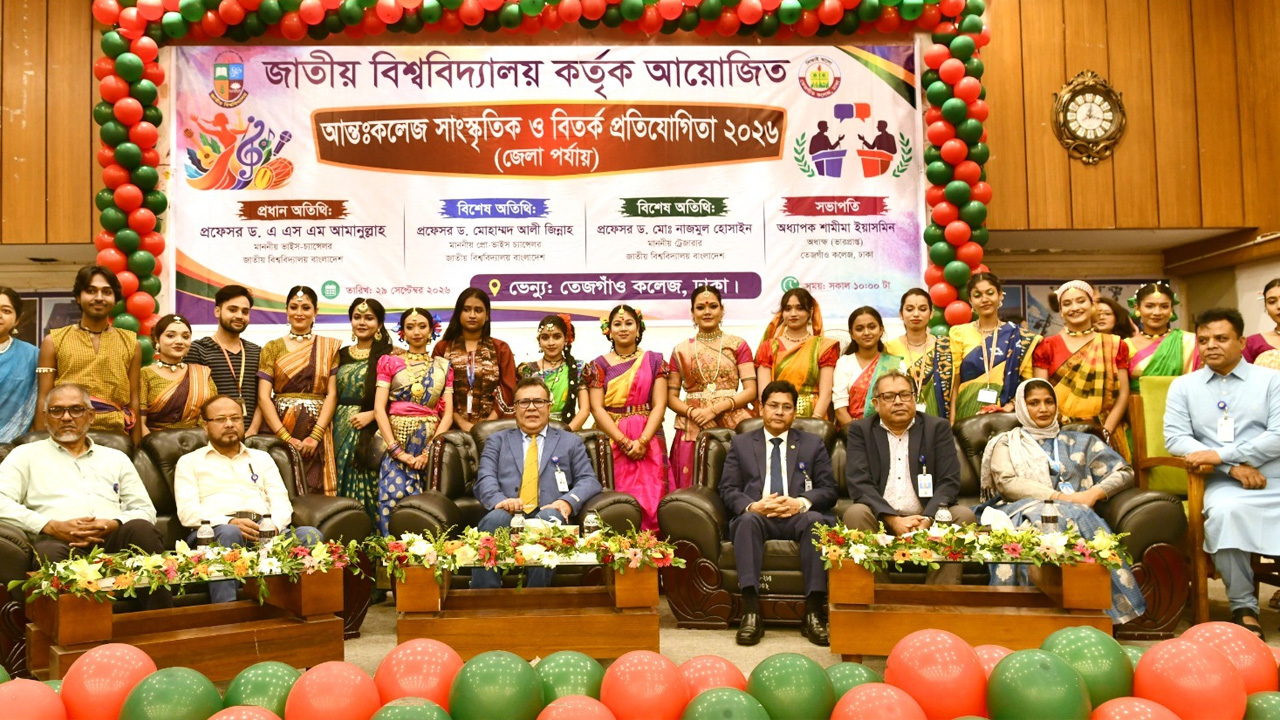 দলাদলি বন্ধ করুন, নতুবা শিক্ষকতা ছেড়ে দিন : উপাচার্য