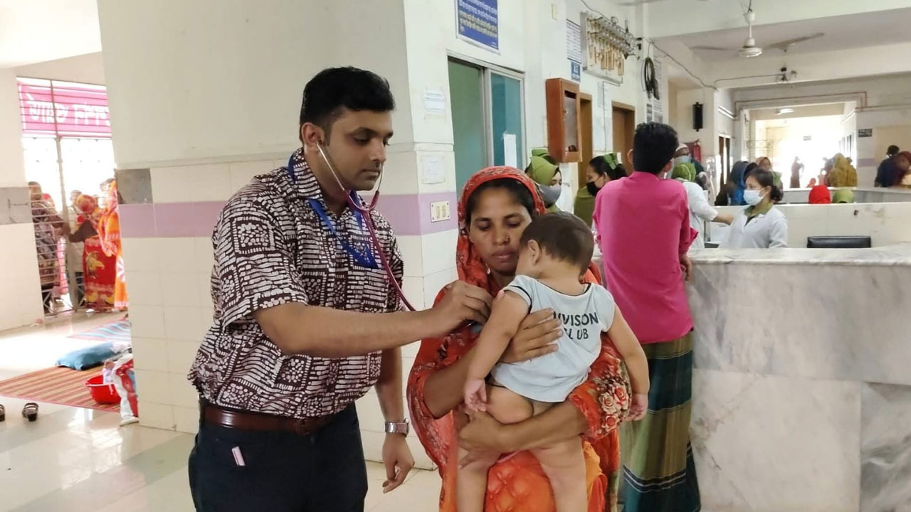 হাম উপসর্গ নিয়ে হাসপাতালে ভর্তি, চারদিন পর মারা গেল শিশুটি