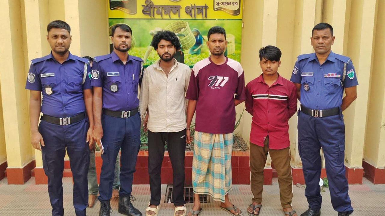 শ্রীমঙ্গলে কিশোরী ধর্ষণ মামলায় ৩ আসামি গ্রেপ্তার