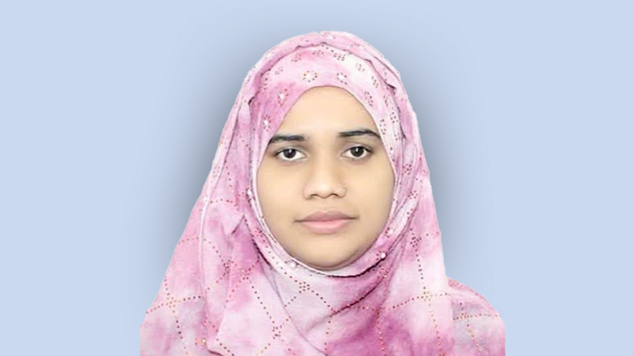 জমি না থাকায় আটকে ছিল সরকারি চাকরি