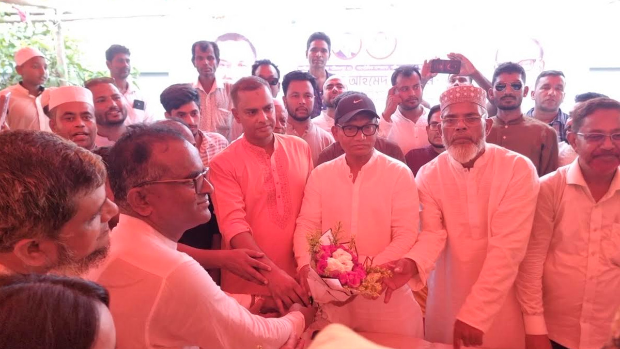 জাজিরায় ইউপি চেয়ারম্যান জালাল জমাদ্দার বিএনপিতে যোগদান
