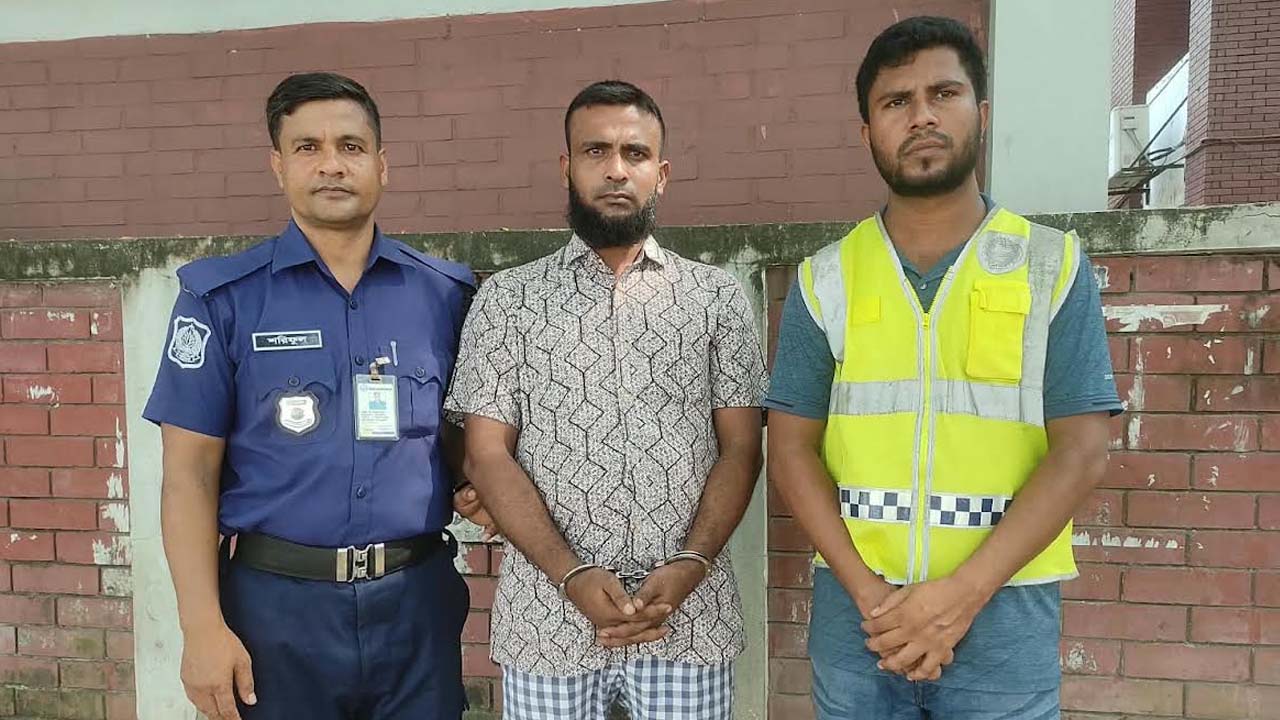 দিনাজপুরে মৃত্যুদণ্ডপ্রাপ্ত পলাতক আসামি গাজীপুর থেকে গ্রেপ্তার