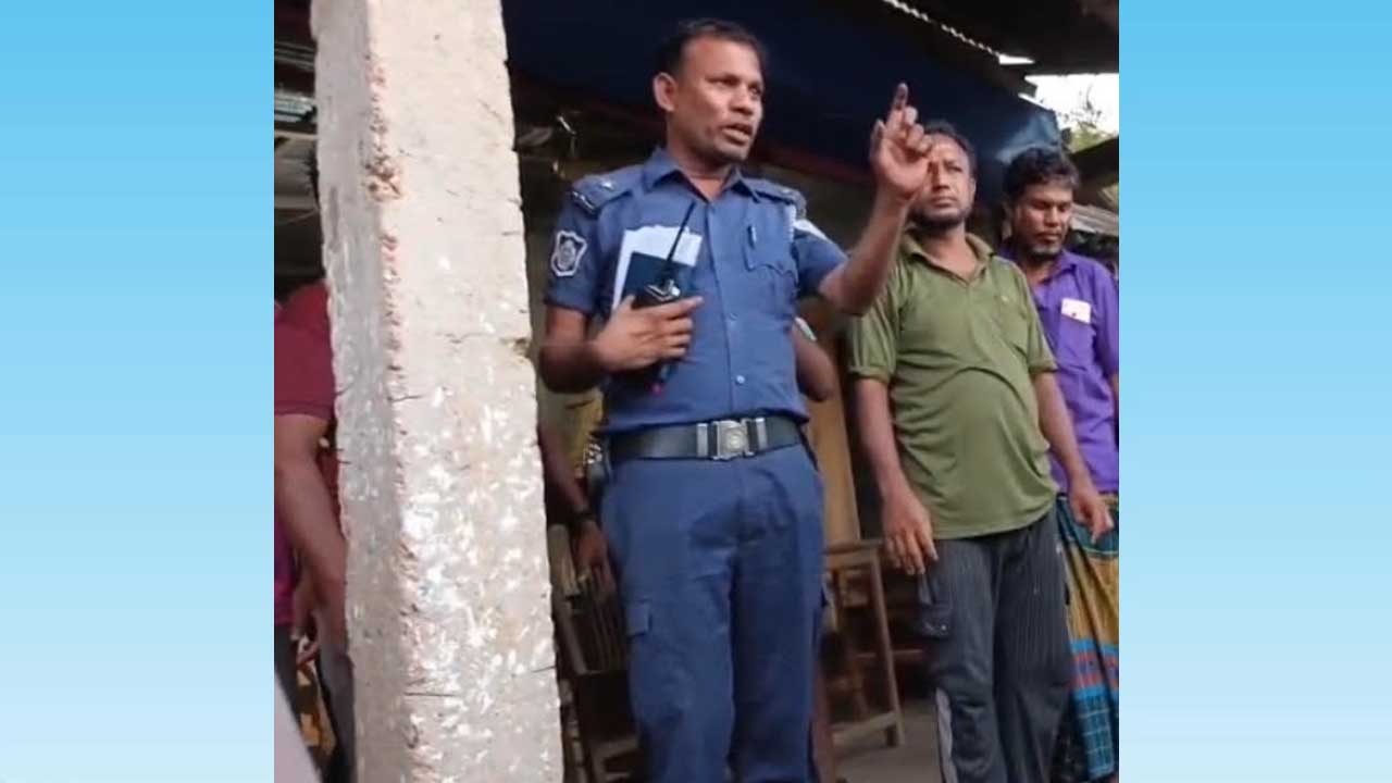 ঘুষ খাওয়ার জন্যই পুলিশে যোগ দিয়েছেন এএসআই ইলিয়াস