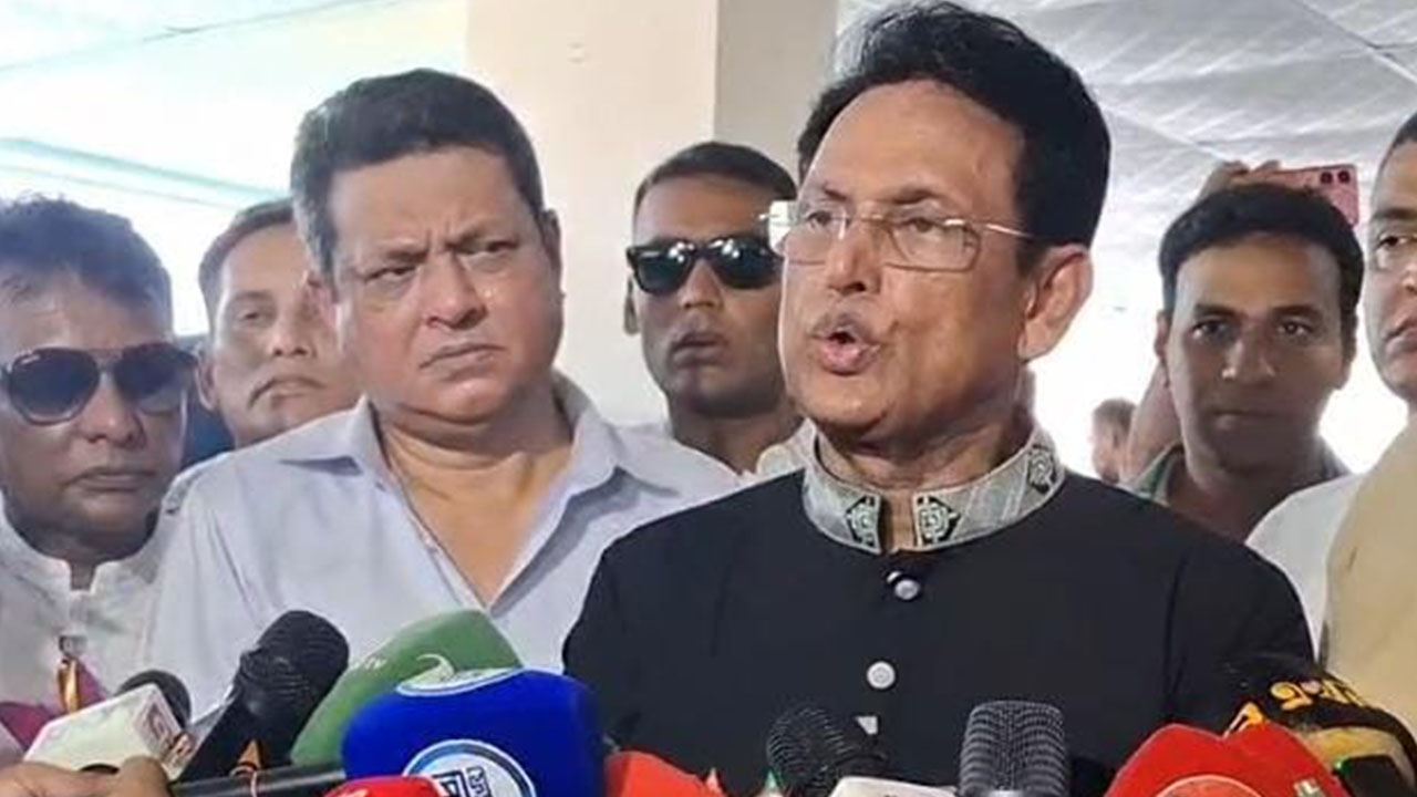 যোগ্য প্রার্থীর অভাবে কলেজে আসন খালি বলে জানালেন শিক্ষামন্ত্রী