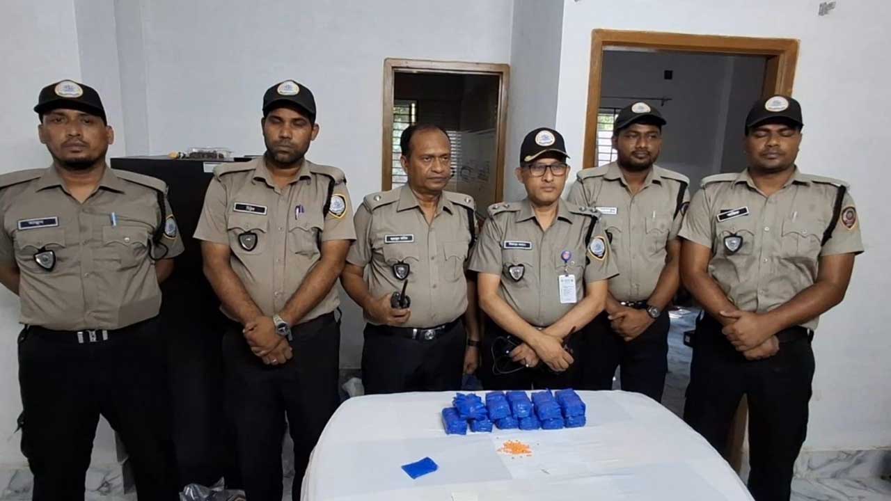 চাঁদপুরে ১ কোটি ২০ লাখ টাকার ইয়াবা উদ্ধার