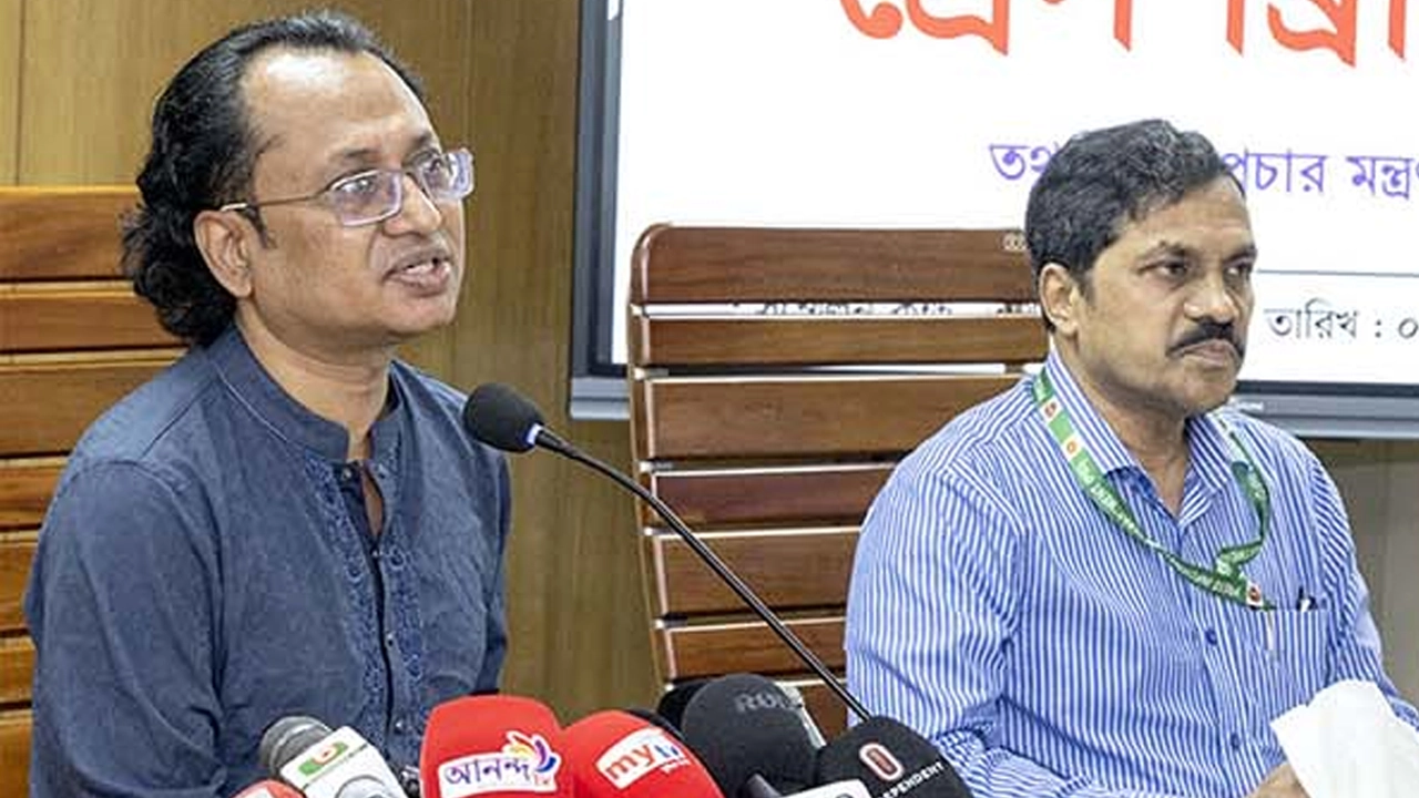 আওয়ামী লীগের সঙ্গে রাজনৈতিক পুনর্মিলন অসম্ভব নয়: তথ্য উপদেষ্টা