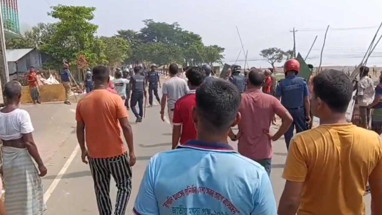 সুনামগঞ্জ/রাতে মসজিদের মাইকে ঘোষণা, দুপুরে সংঘর্ষে জড়াল পাঁচ গ্রাম