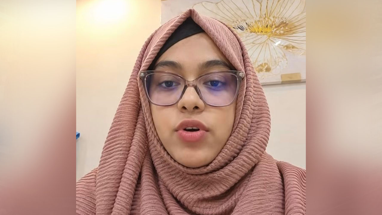 শব্দচয়নে ভুল করে সাংবাদিকদের ব্যঙ্গ করায় দুঃখপ্রকাশ চিকিৎসকের