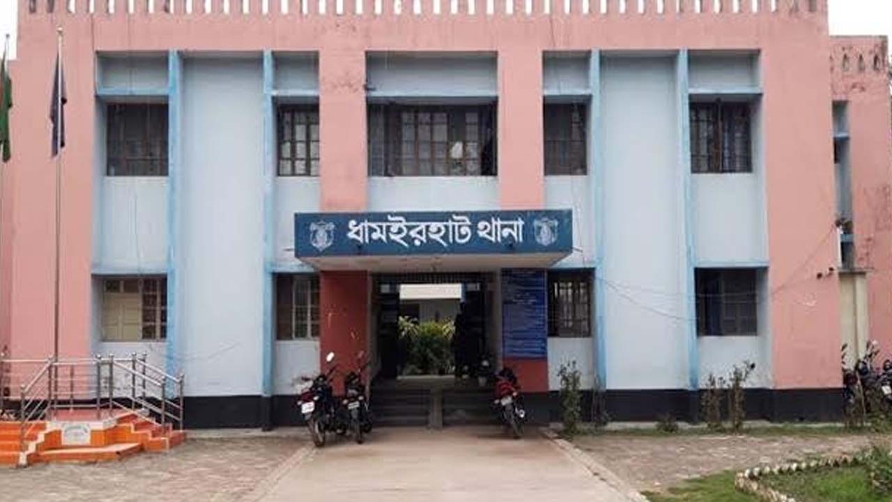 ধামইরহাটে আদিবাসী যুবকের অর্ধগলিত মরদেহ উদ্ধার